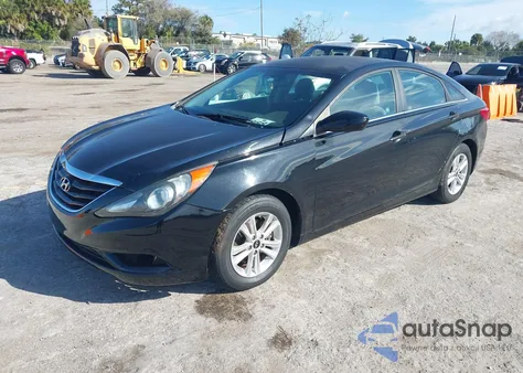 2013 Hyundai Sonata Gls z USA, uszkodzony, nr VIN 5NPEB4AC9DH795803